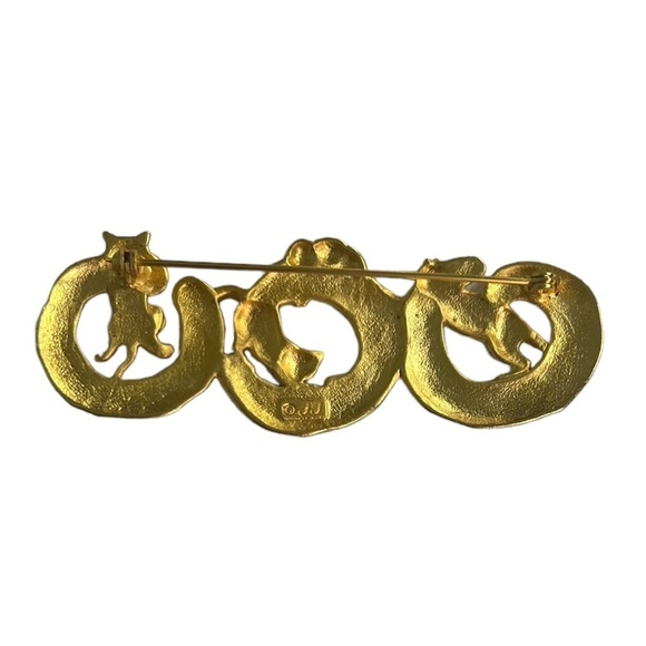 Vintage Whimsical JJ Mark Cat Brooch Pin Matt Gold Playful Kittens Cat Lady - Picture 4 of 7